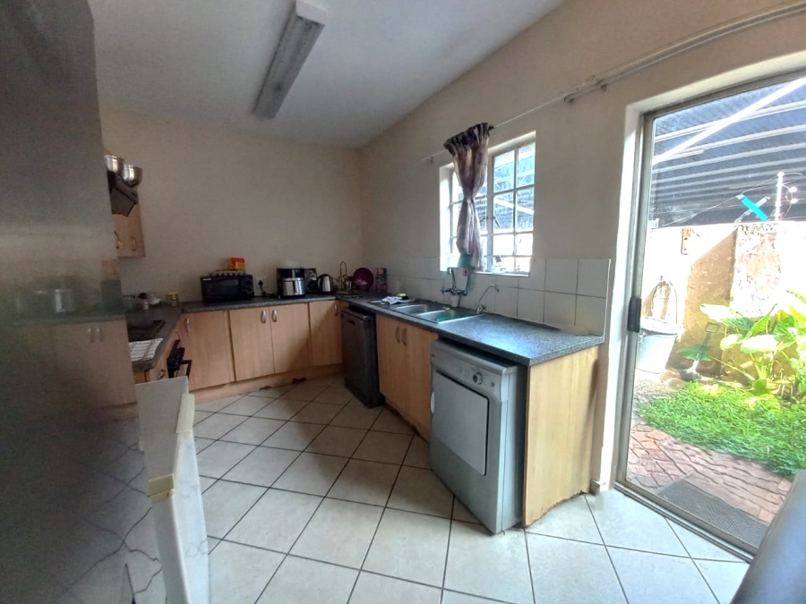 2 Bedroom Property for Sale in Rustenburg Central North West